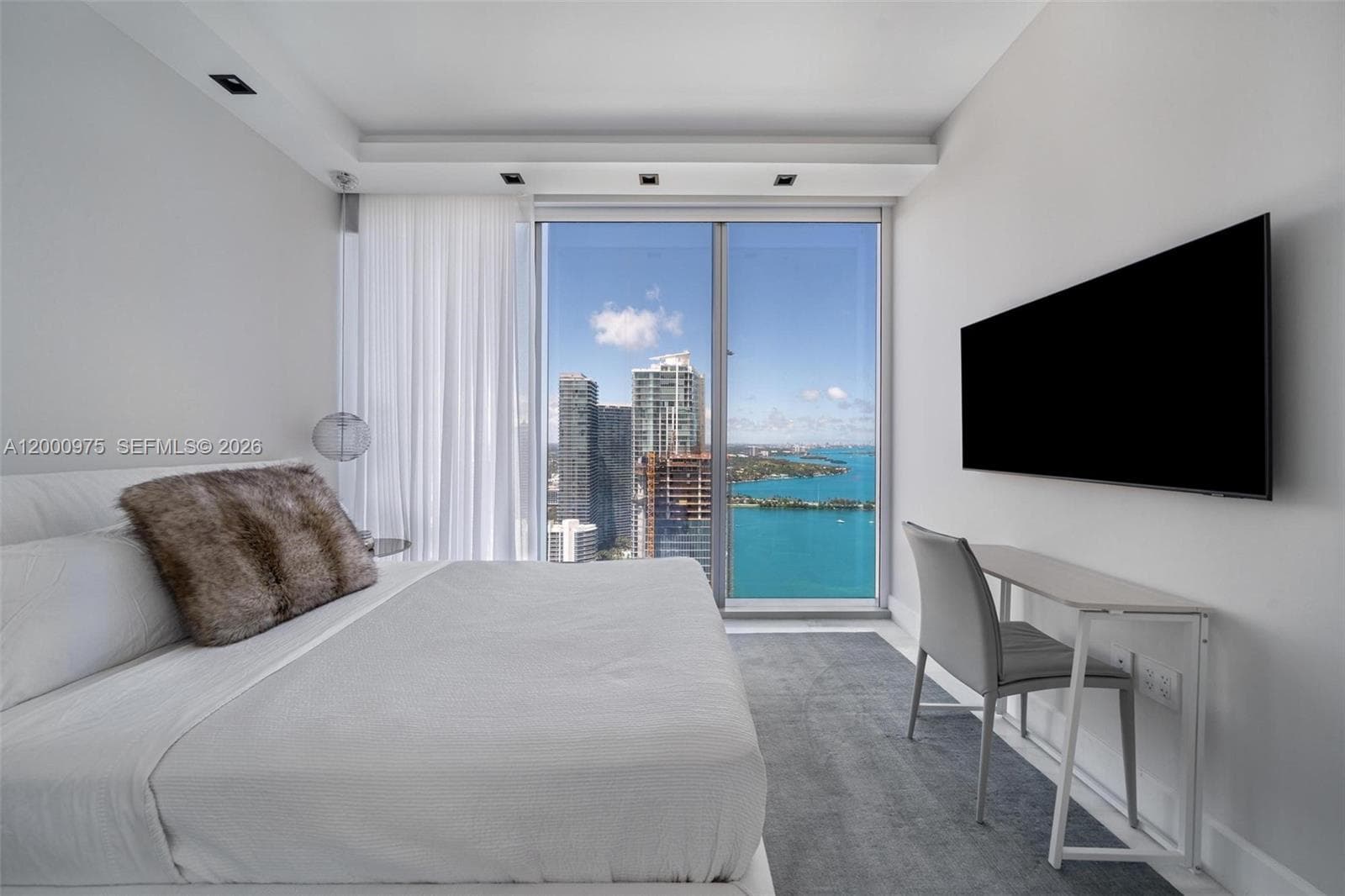 700 NE 26th Ter # 3901, Miami FL 33137 — 33