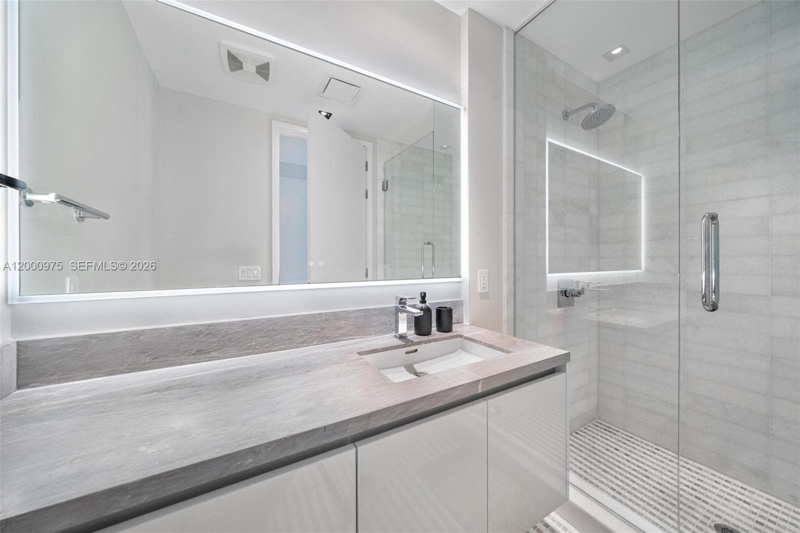 700 NE 26th Ter # 3901, Miami FL 33137 — 30