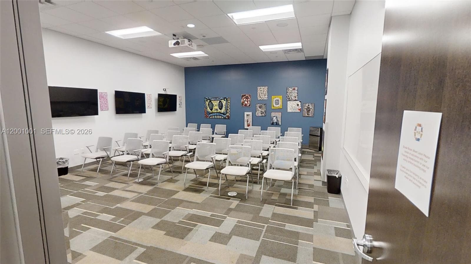 1501 Biscayne Blvd, FL 33132 — 4