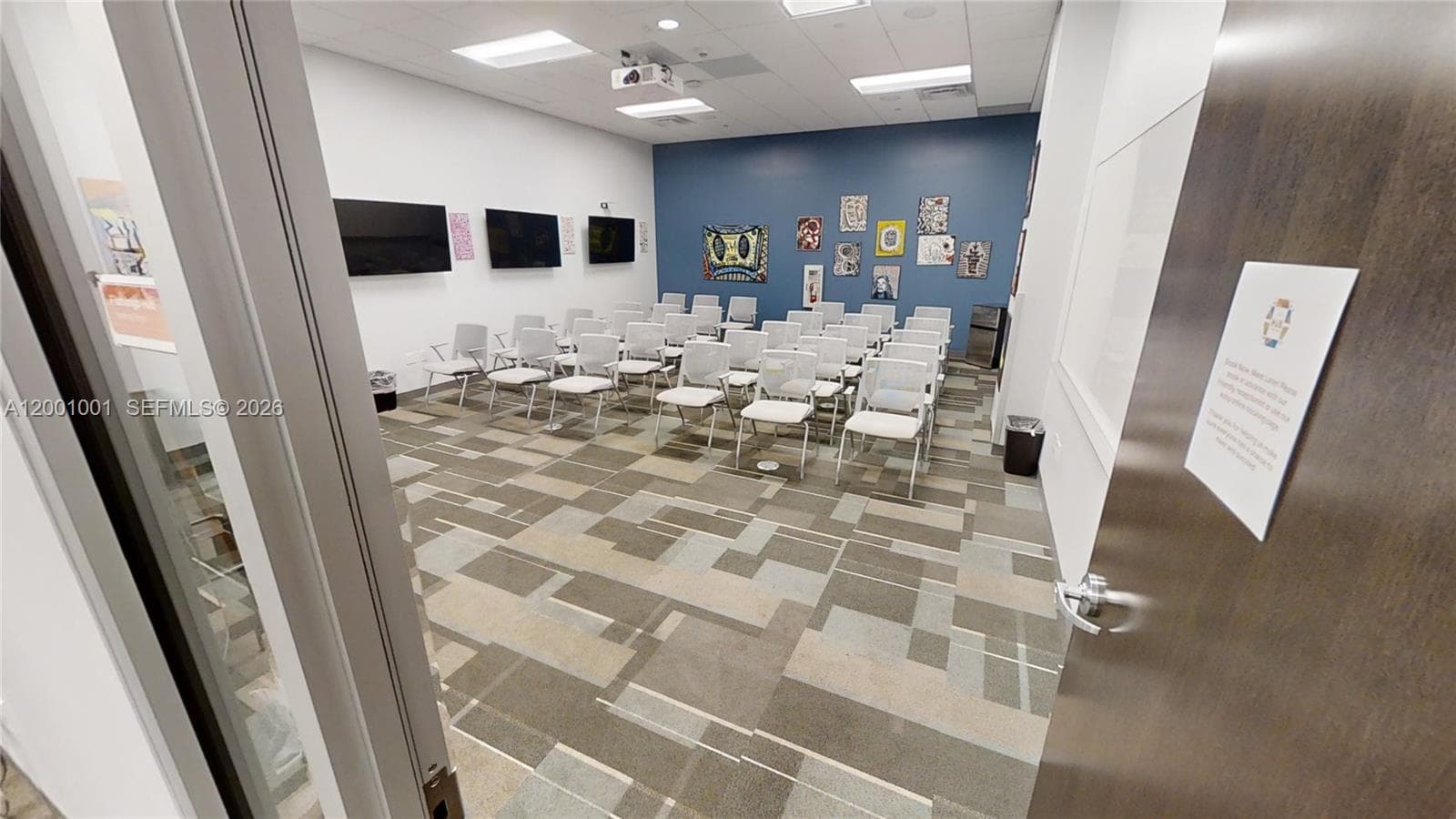 1501 Biscayne Blvd, FL 33132 — 8