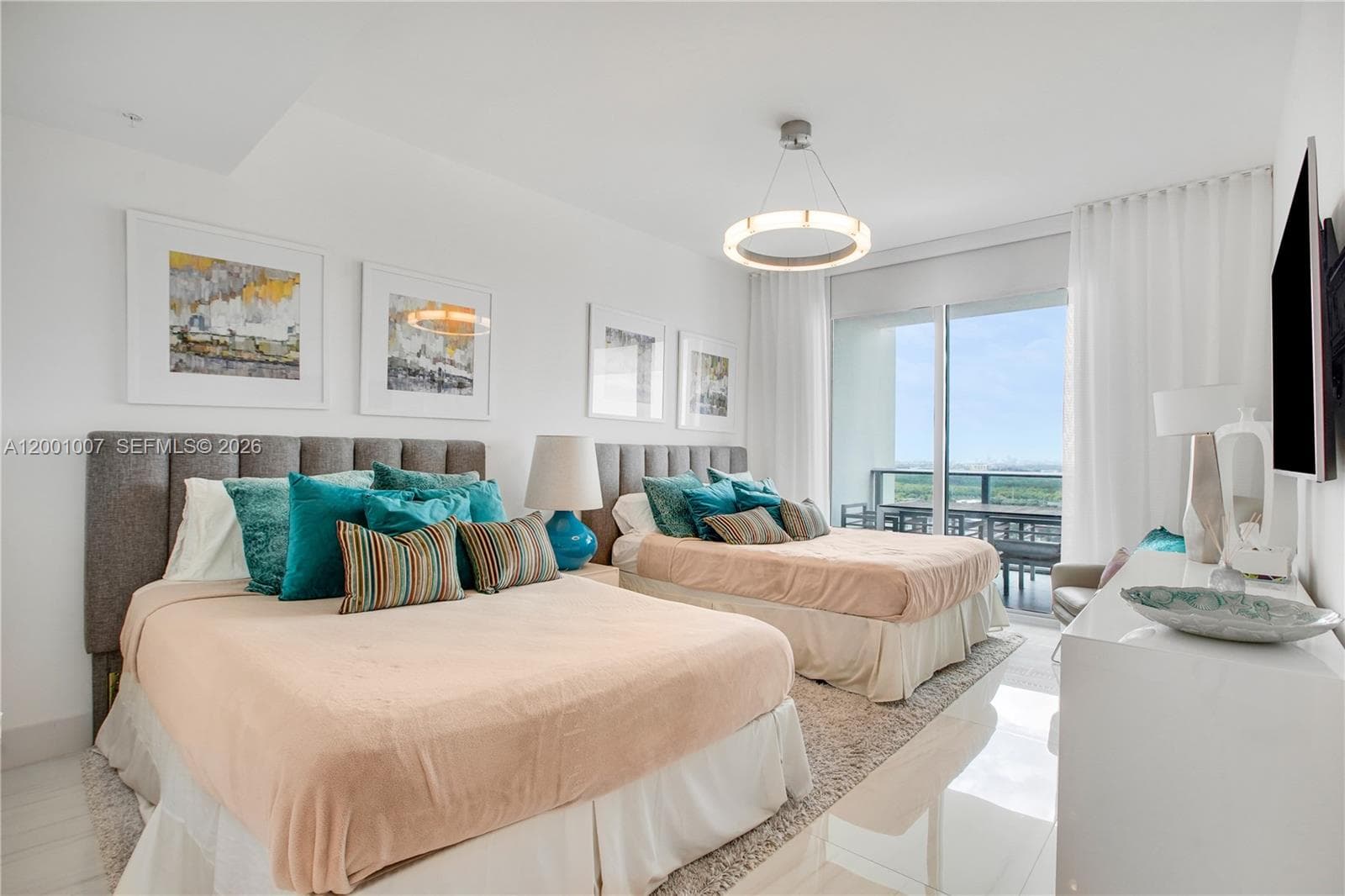 17111 Biscayne Blvd # 2008, North Miami Beach FL 33160 — 15