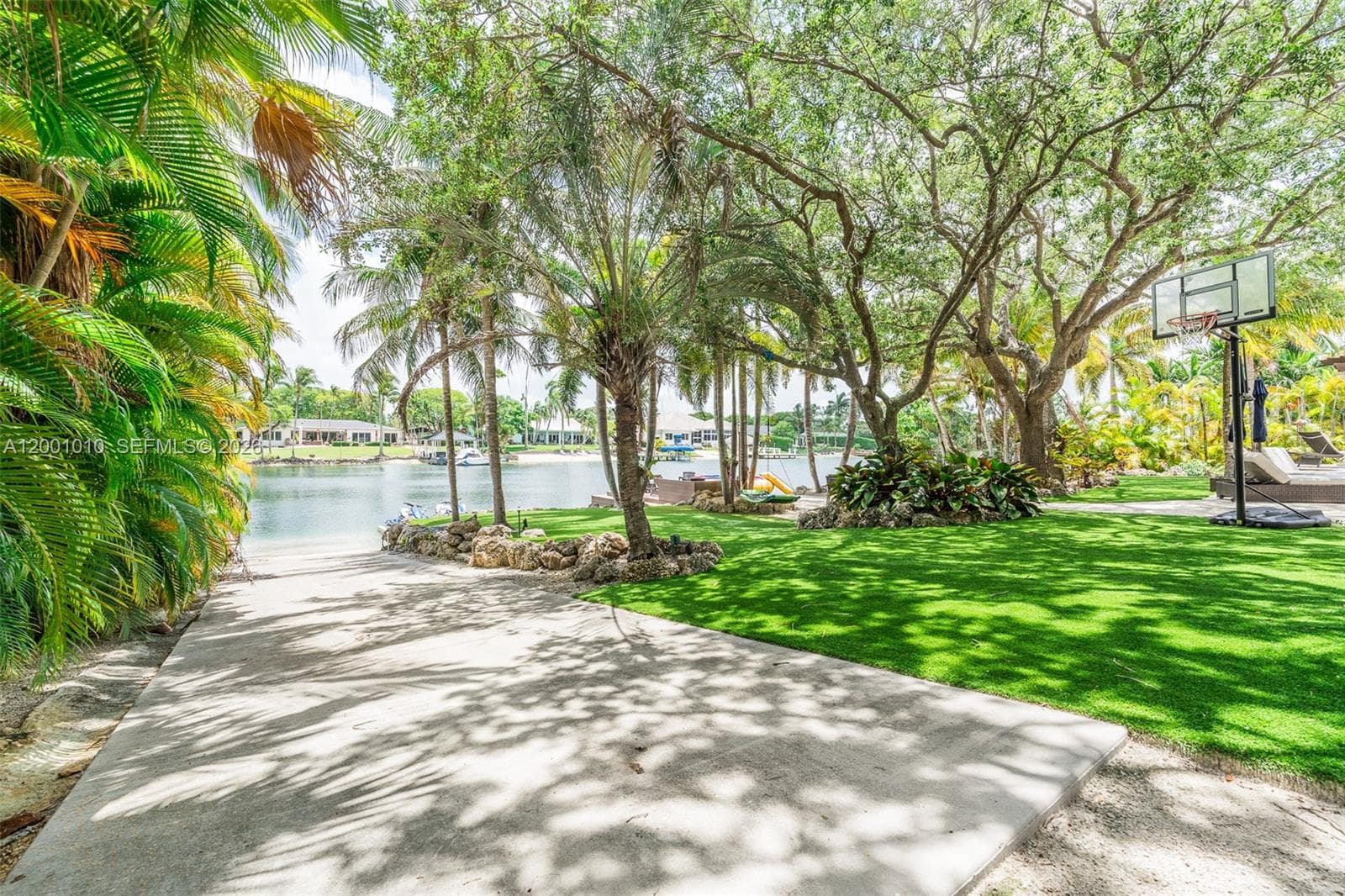 9240 SW 140th St, Miami FL 33176 — 20