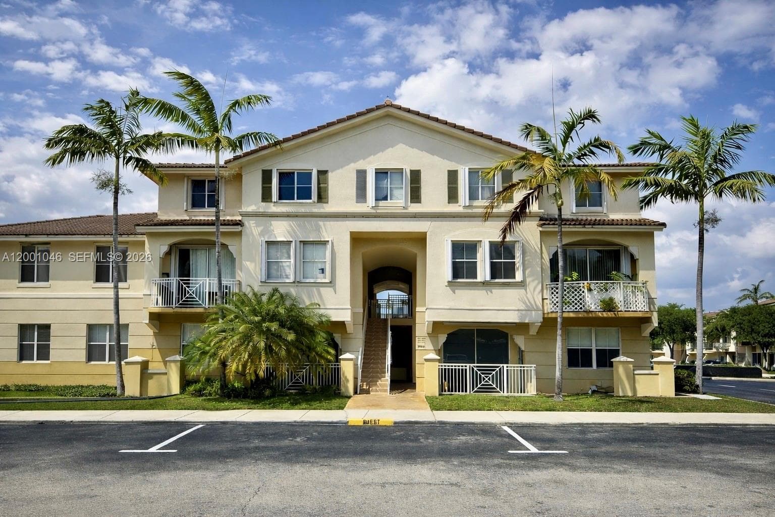 8906 W Flagler St # 203, Miami FL 33174 — 2