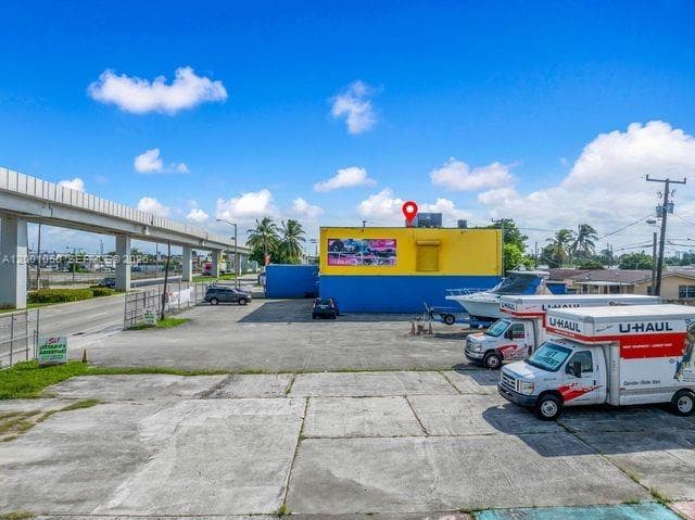 3030 NW 79th St, Miami FL 33147 — 5