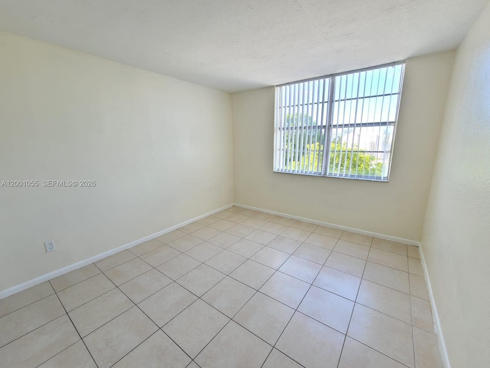 496 NW 165th St Rd # 409, Miami FL 33169 — 6