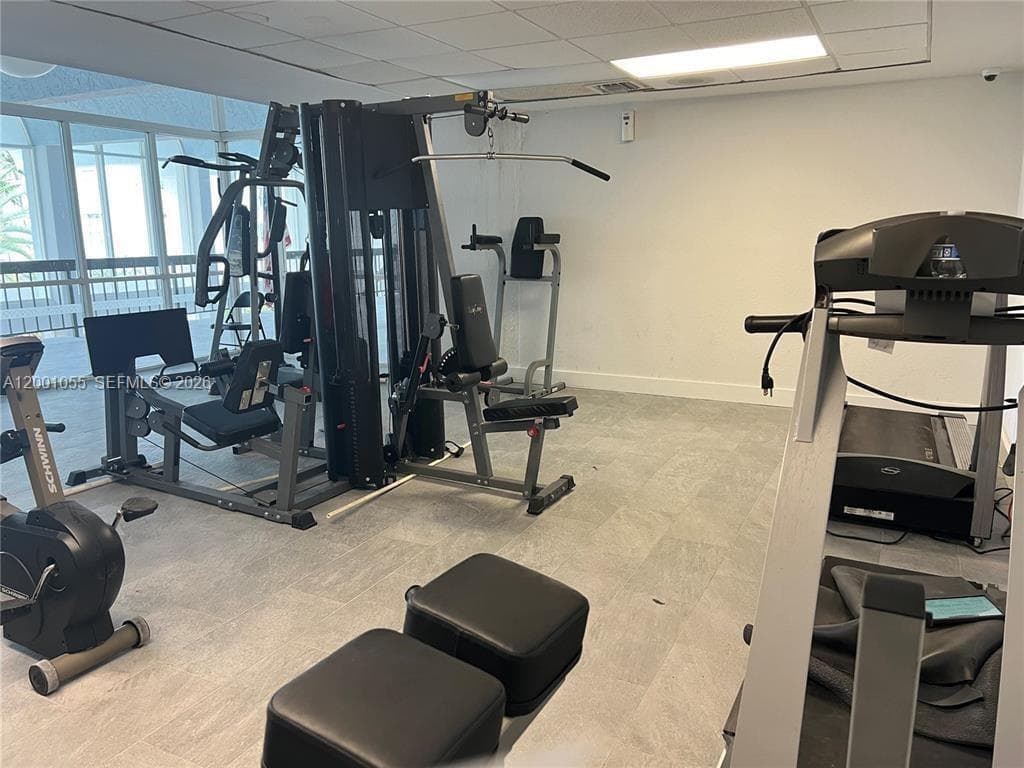 496 NW 165th St Rd # 409, Miami FL 33169 — 17
