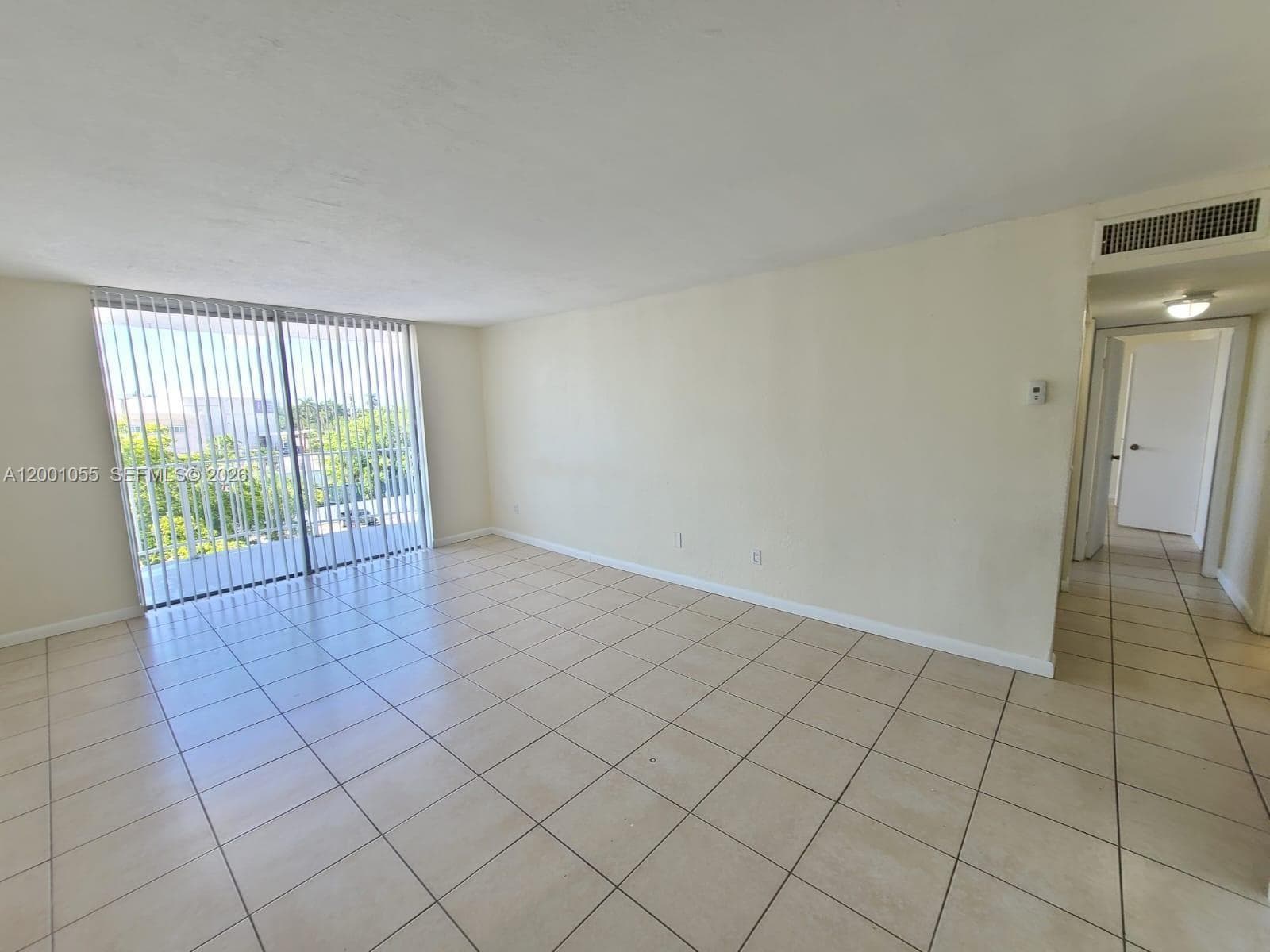 496 NW 165th St Rd # 409, Miami FL 33169 — 1