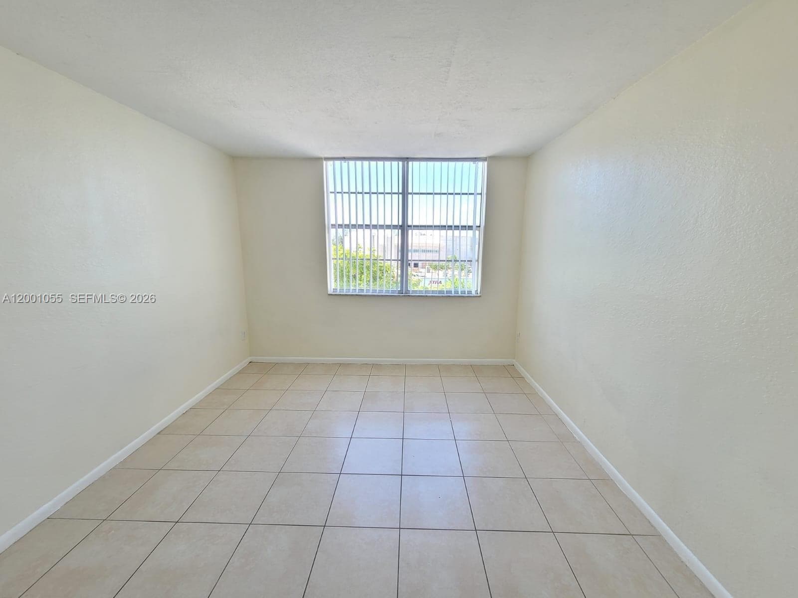 496 NW 165th St Rd # 409, Miami FL 33169 — 11