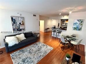 2775 NE 187th St # 319, Aventura FL 33180 — 1