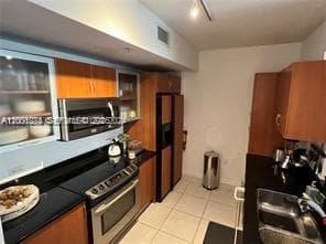 2775 NE 187th St # 319, Aventura FL 33180 — 8