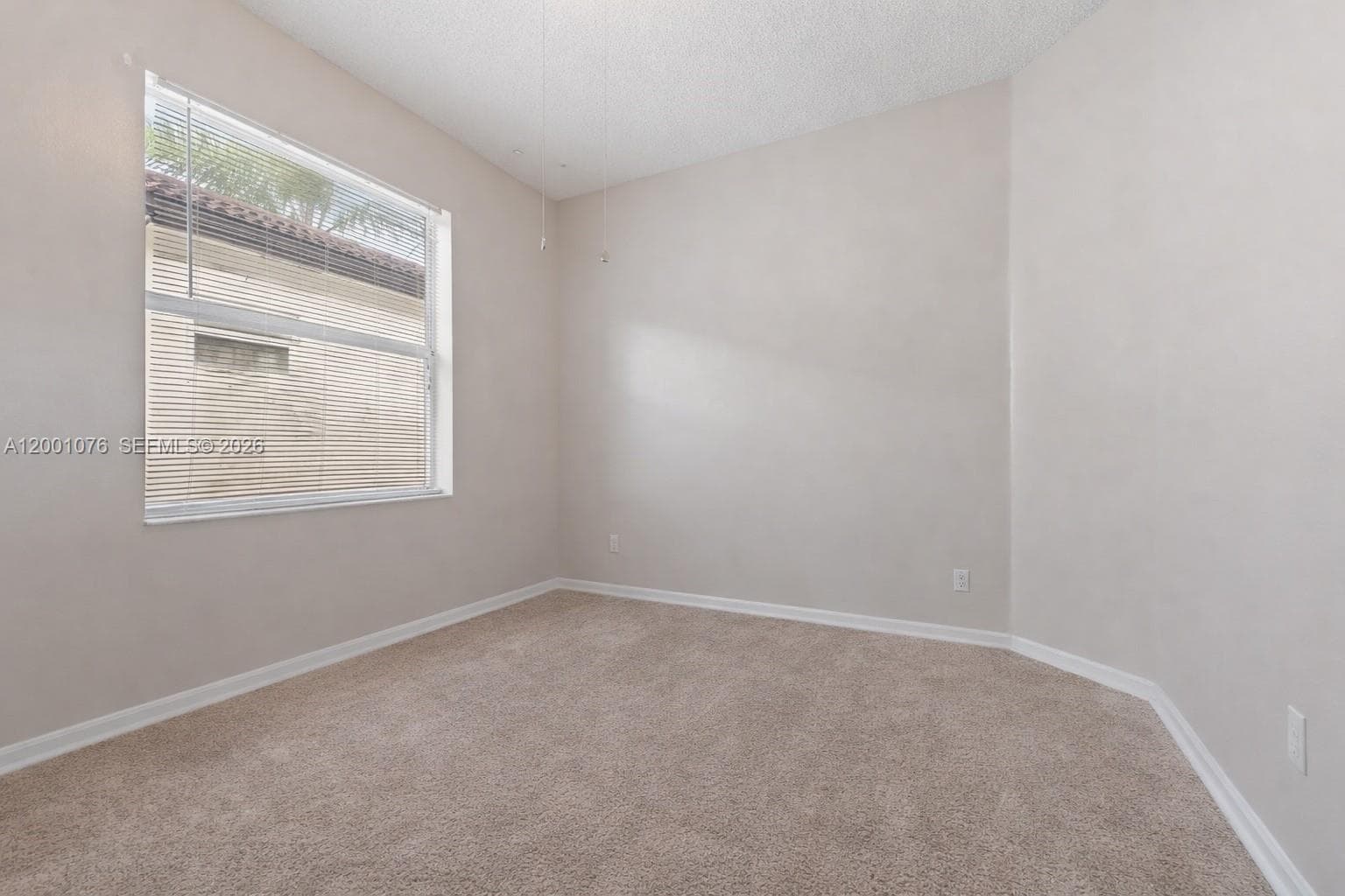 690 SE 30th Dr, Homestead FL 33033 — 15