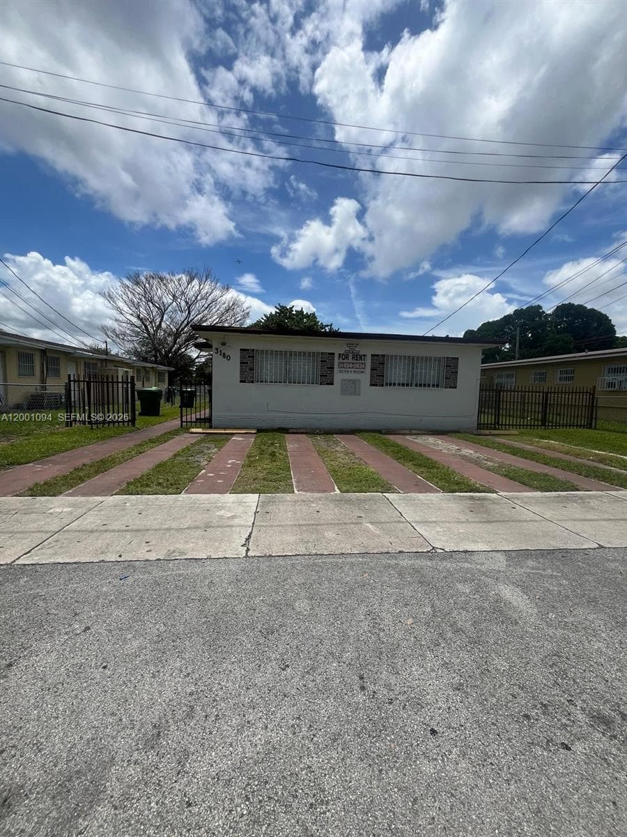 3180 NW 19th Ave, Miami FL 33142 — 2