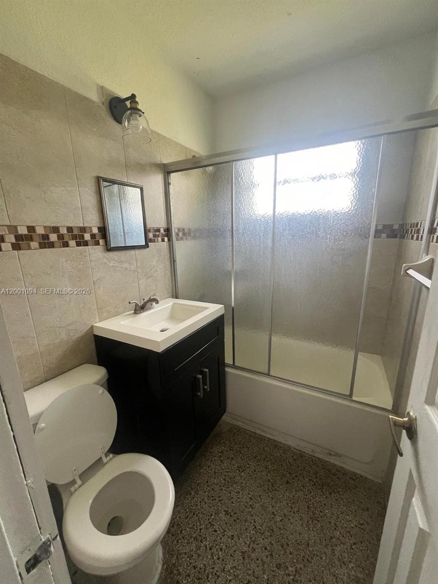 3180 NW 19th Ave, Miami FL 33142 — 9