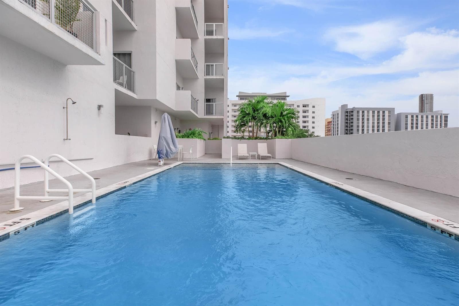 39 NW 7th Avenue # 406, Miami FL 33128 — 10