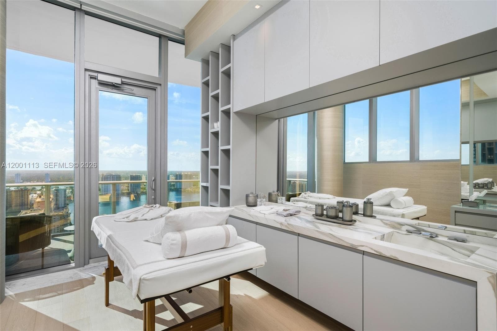 17475 Collins Ave, Sunny Isles Beach FL 33160 — 37