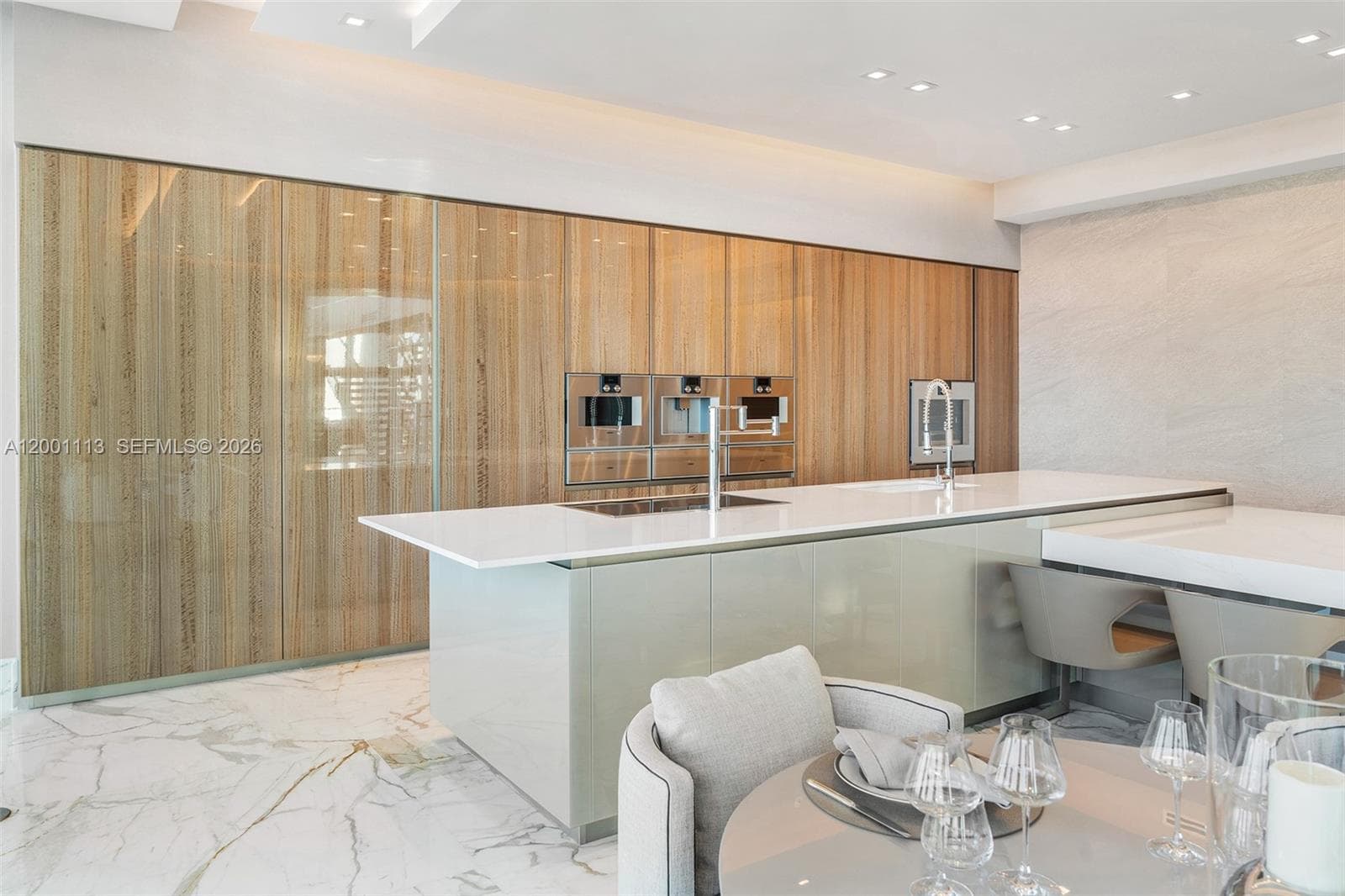 17475 Collins Ave, Sunny Isles Beach FL 33160 — 19