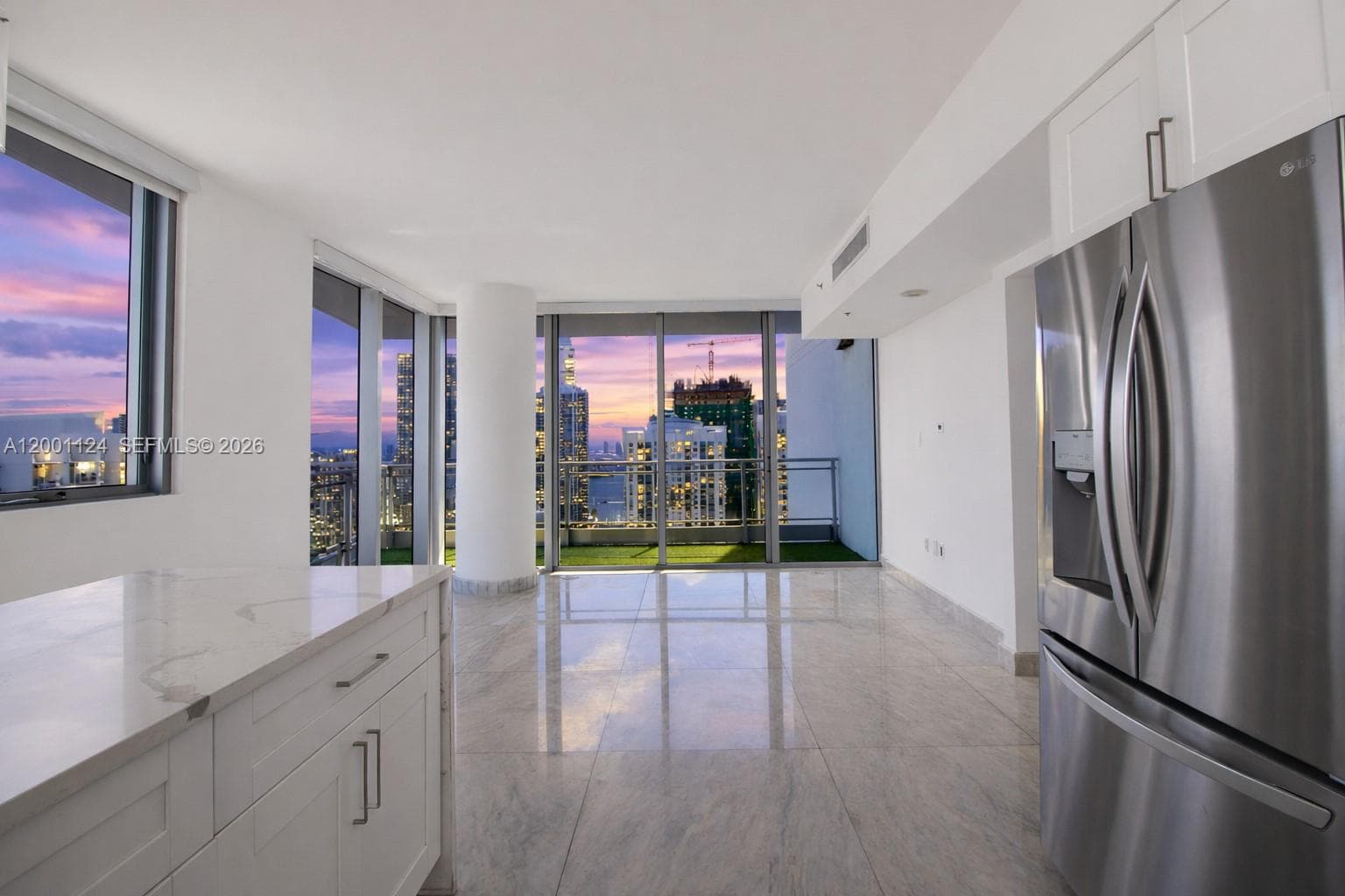 92 SW 3rd St # 4310, Miami FL 33130 — 7
