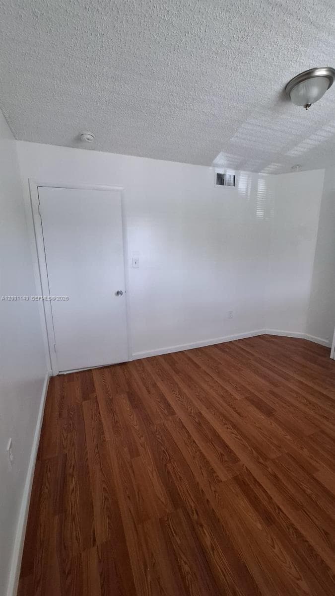 6950 Miami Gardens Dr # 201, Hialeah FL 33015 — 8