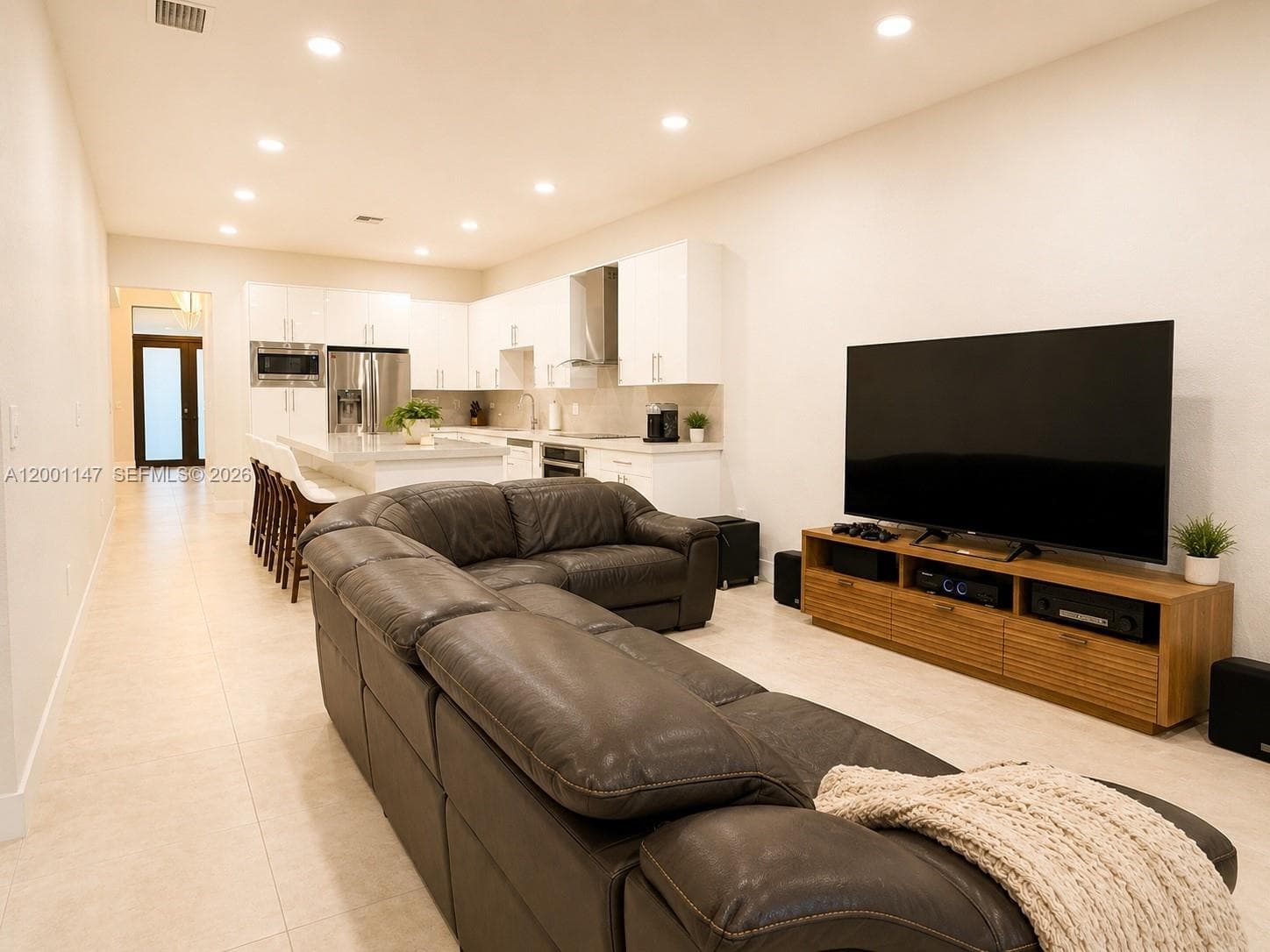 14531 SW 21st St, Miami FL 33175 — 16