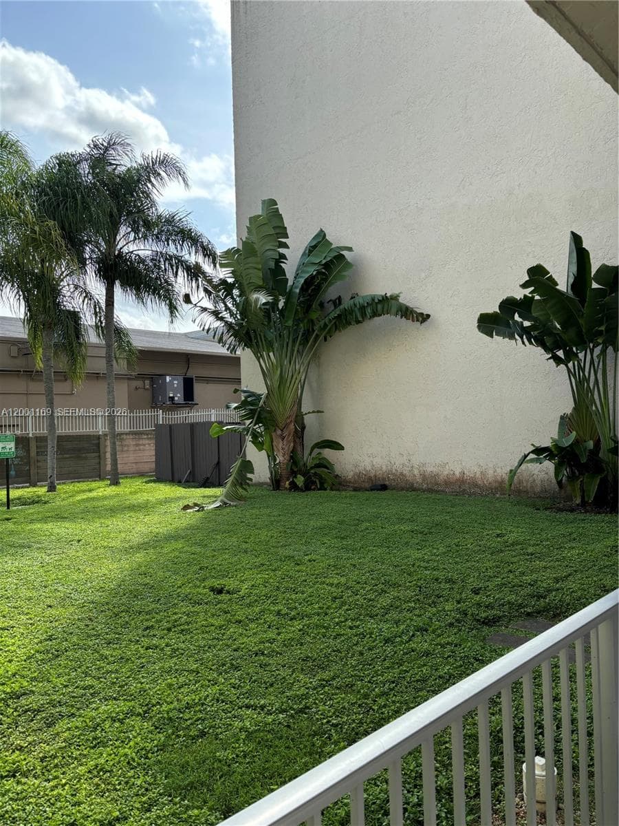 10900 SW 104th St # 303, Miami FL 33176 — 34