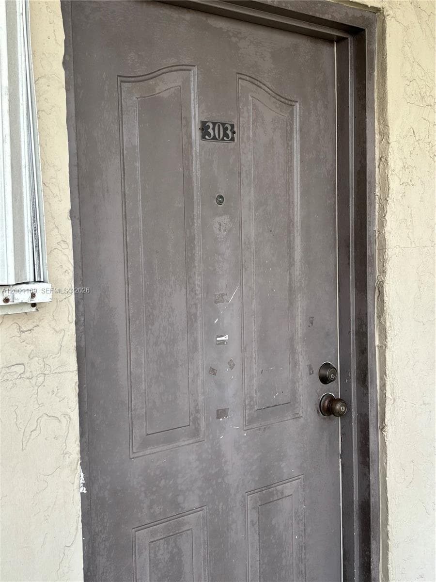 10900 SW 104th St # 303, Miami FL 33176 — 10