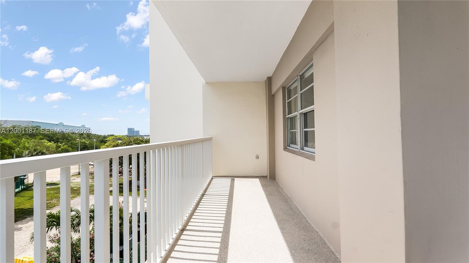 300 Bayview Dr # 315, Sunny Isles Beach FL 33160 — 27