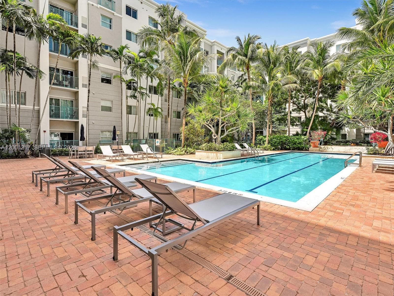 6001 SW 70th St # 313, South Miami FL 33143 — 44