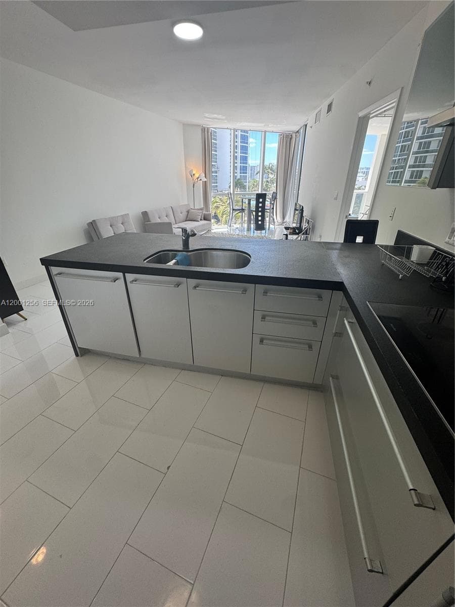 18201 Collins Ave # 608, Sunny Isles Beach FL 33160 — 3