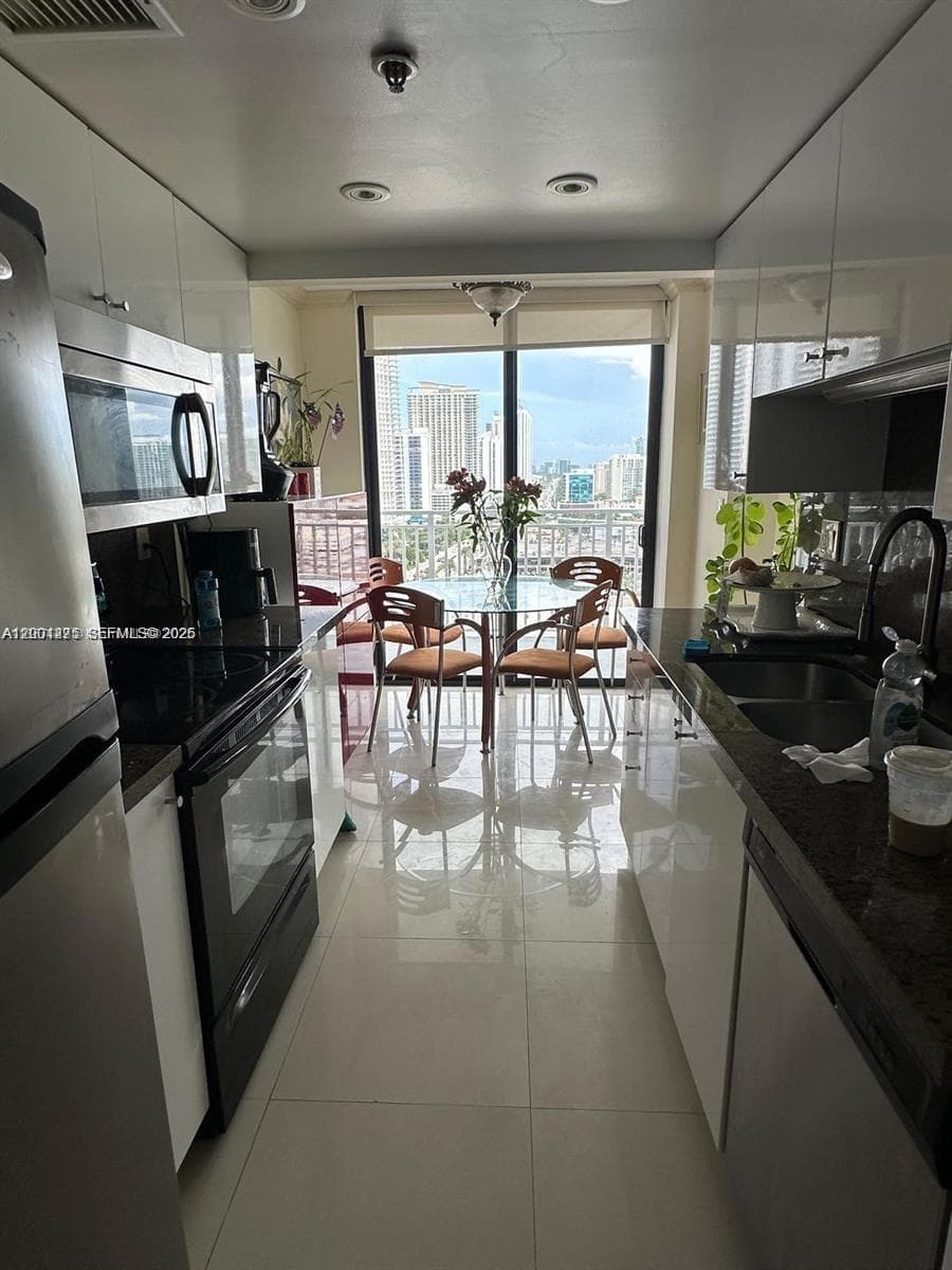210 174th St # 2202, Sunny Isles Beach FL 33160 — 5
