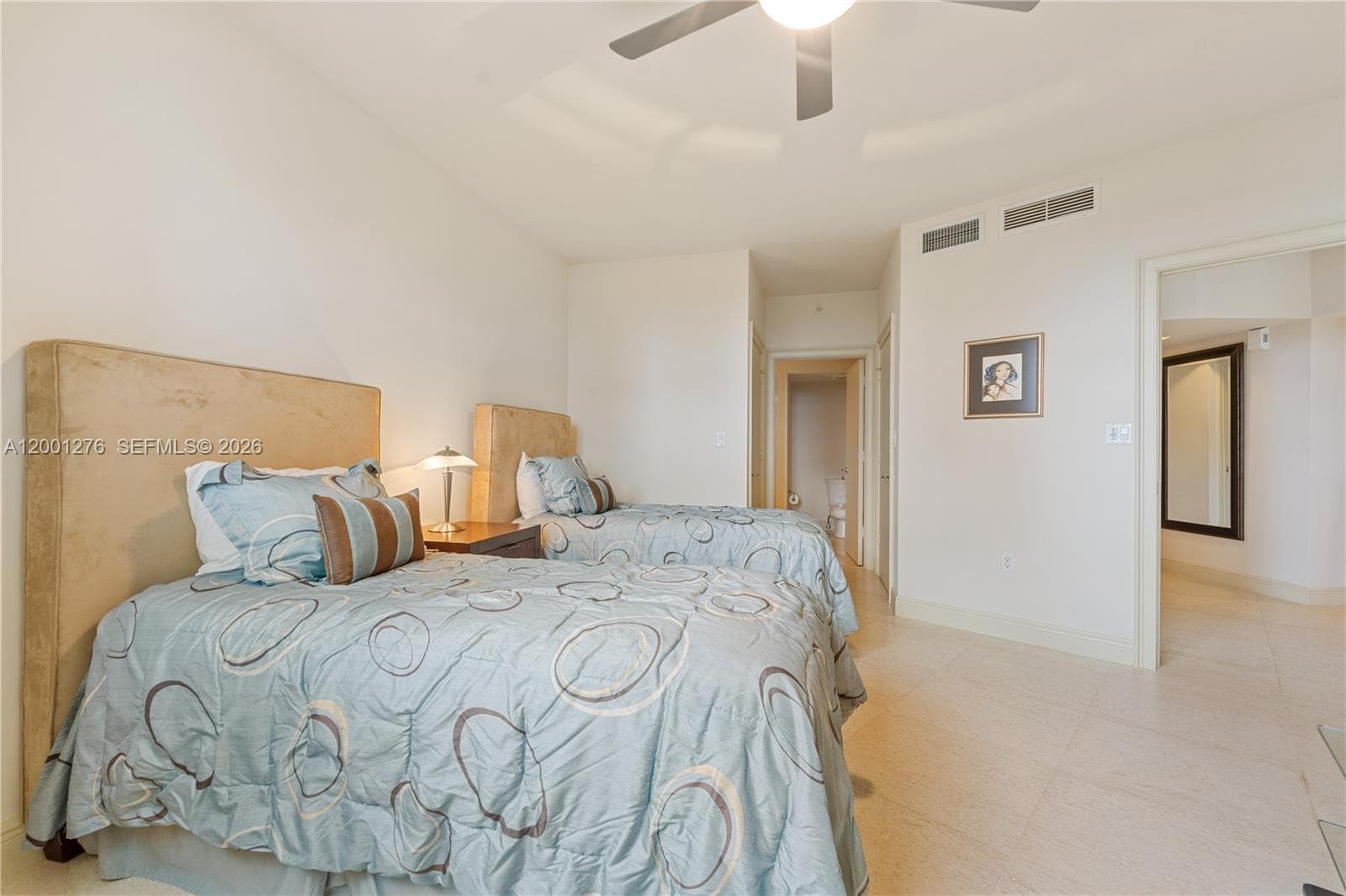 20000 E Country Club Dr # 610, Aventura FL 33180 — 16