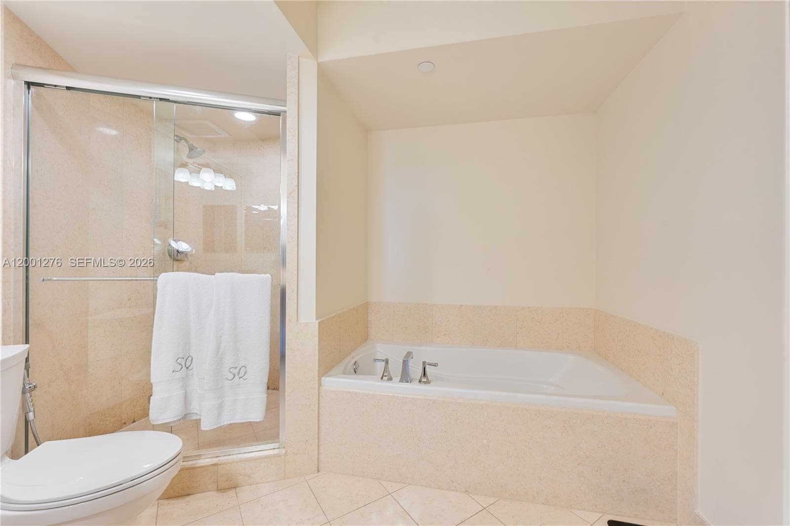 20000 E Country Club Dr # 610, Aventura FL 33180 — 24