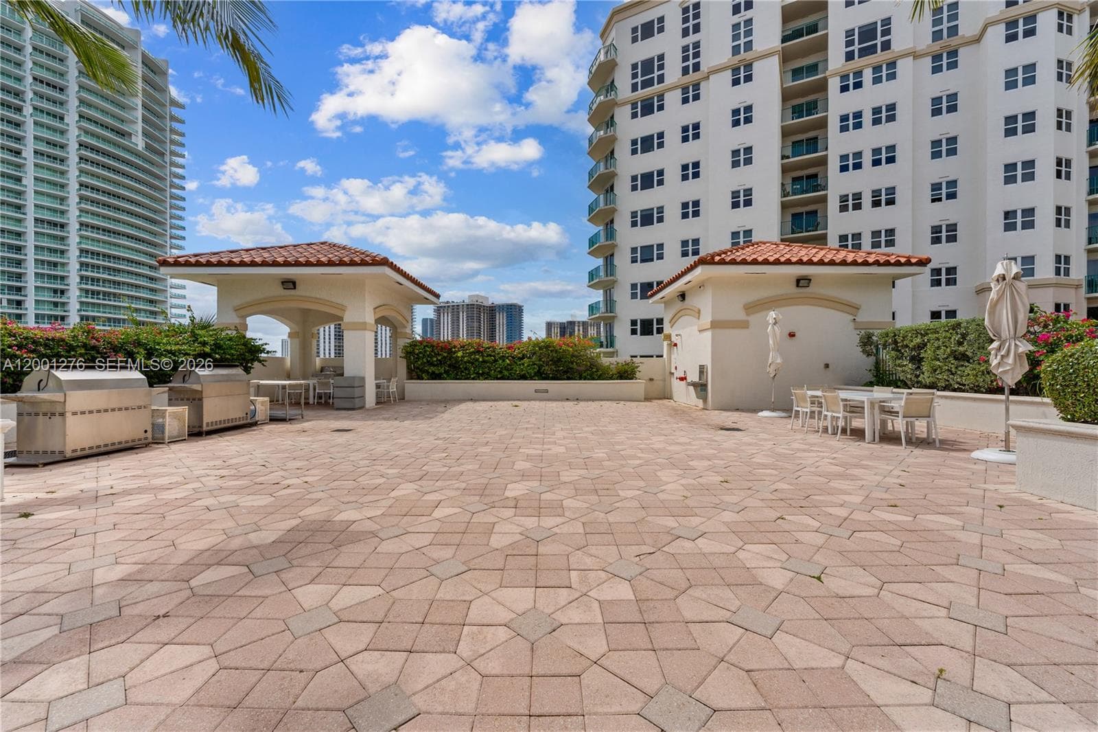20000 E Country Club Dr # 610, Aventura FL 33180 — 44
