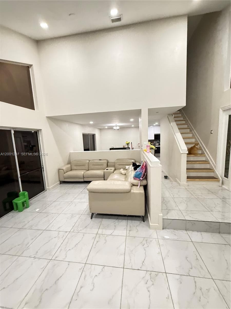 18318 NW 61st Ct, Hialeah FL 33015 — 17