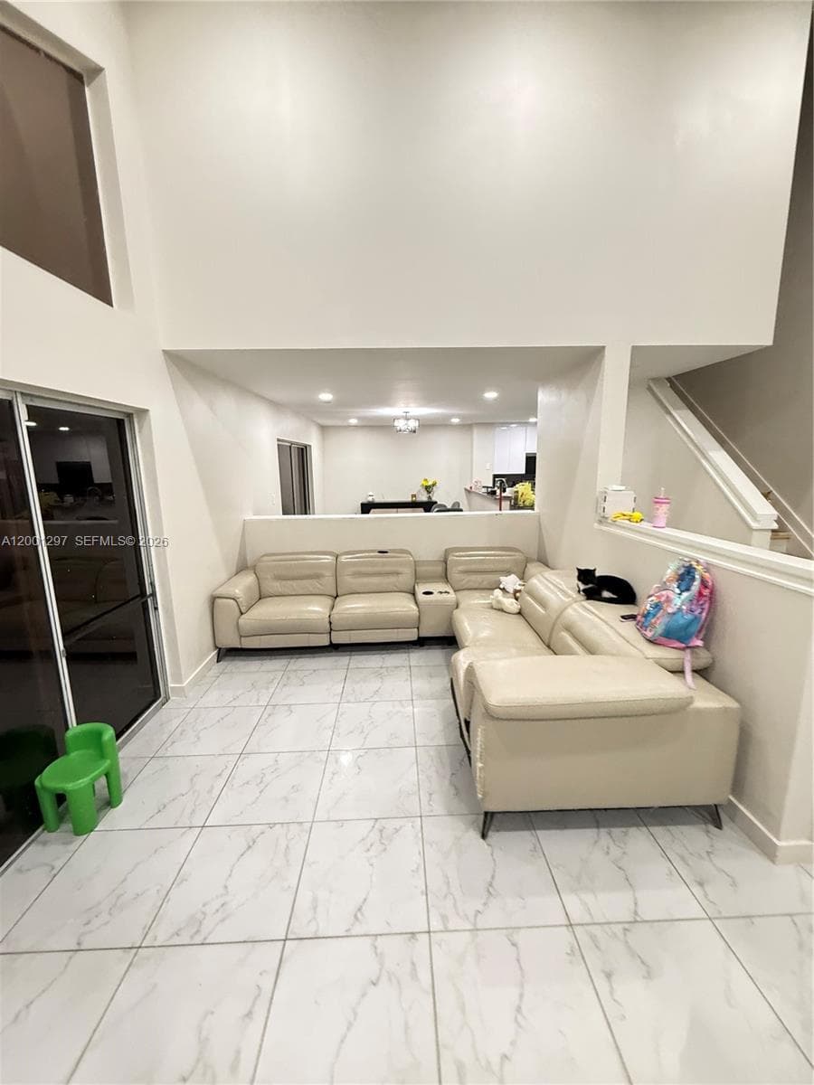 18318 NW 61st Ct, Hialeah FL 33015 — 16