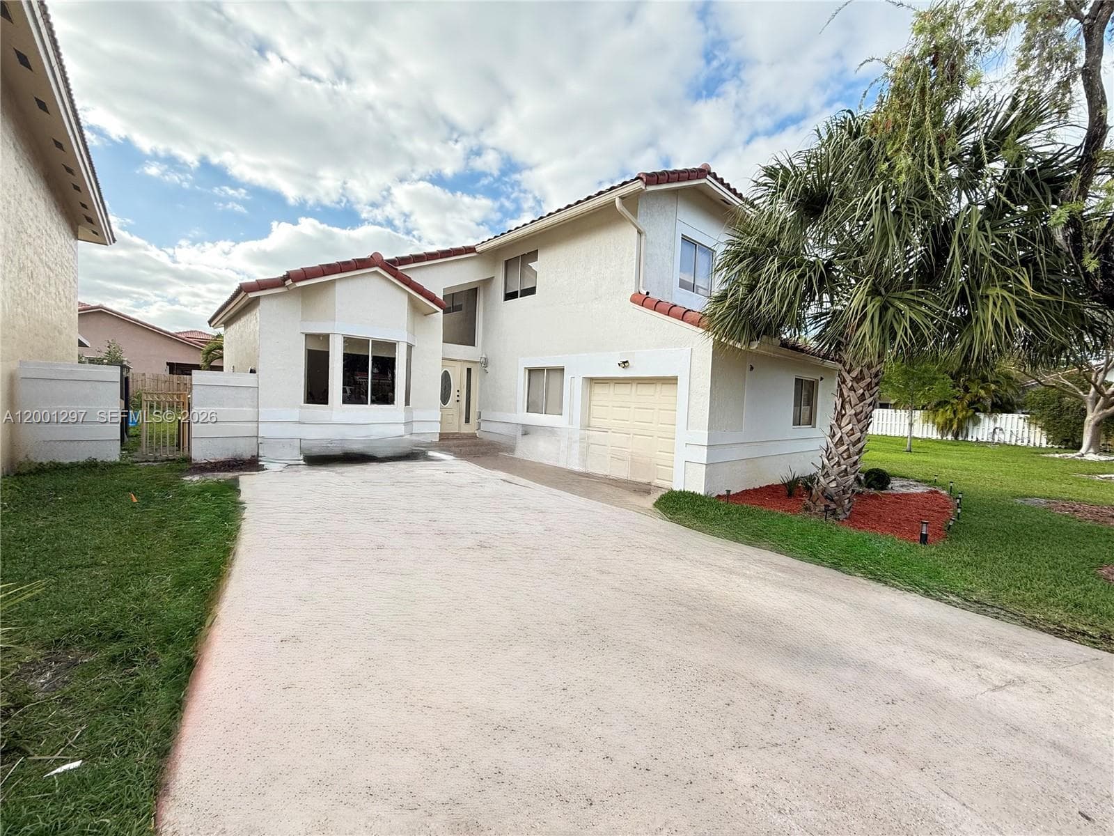 18318 NW 61st Ct, Hialeah FL 33015 — 1