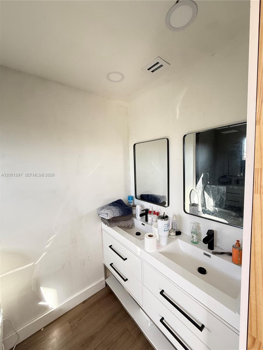 18318 NW 61st Ct, Hialeah FL 33015 — 28