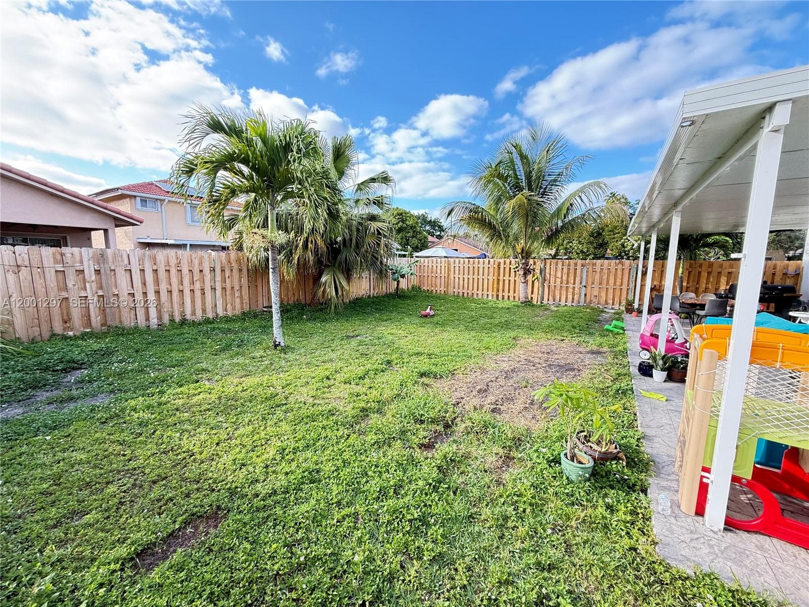18318 NW 61st Ct, Hialeah FL 33015 — 11