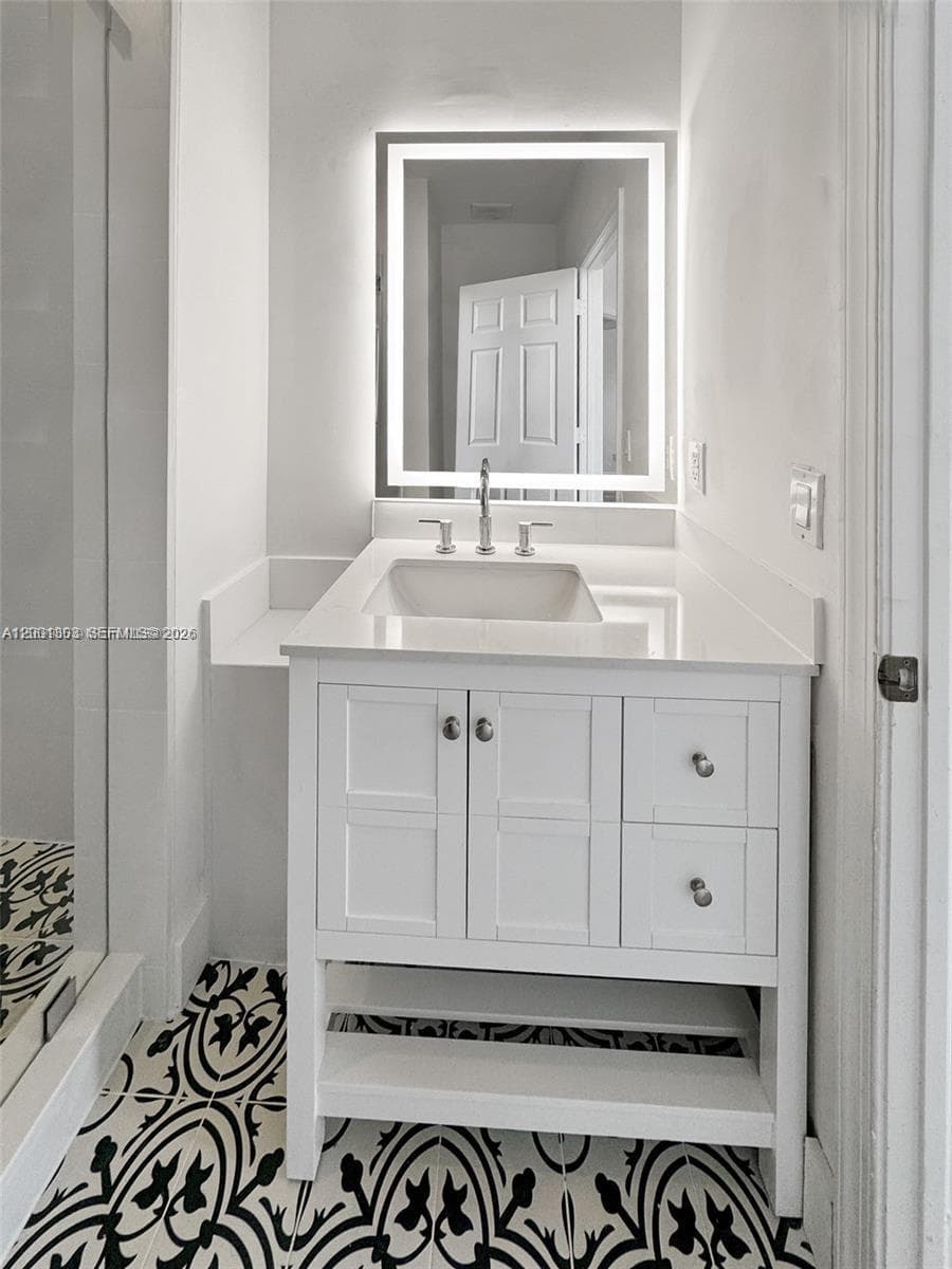 16449 SW 84th Pl, Palmetto Bay FL 33157 — 74