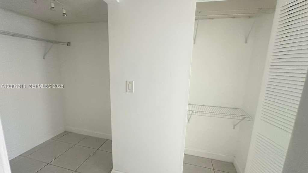 7830 Dickens Ave # 203, Miami Beach FL 33141 — 9