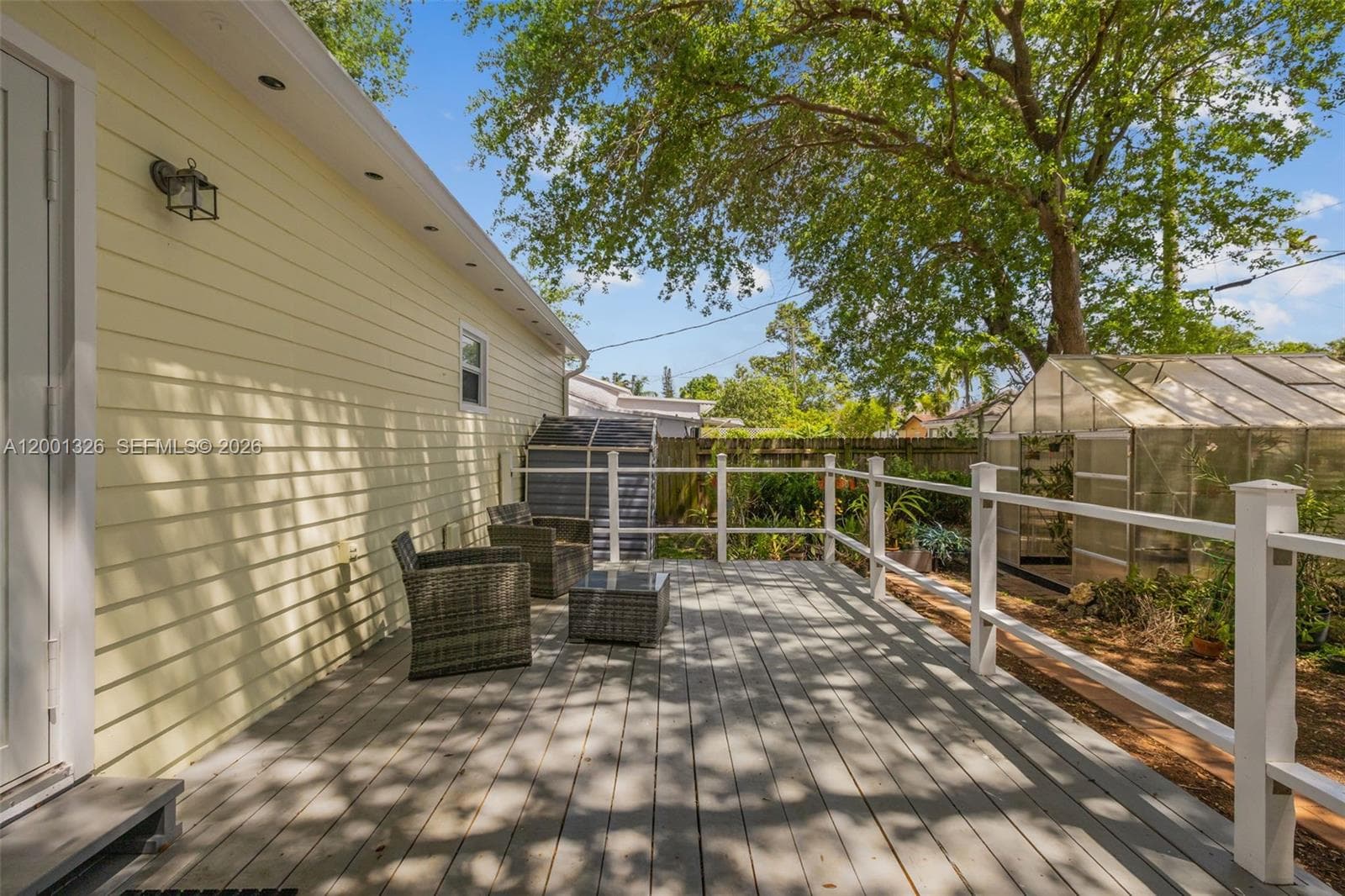 6382 SW 38th St, Miami FL 33155 — 27