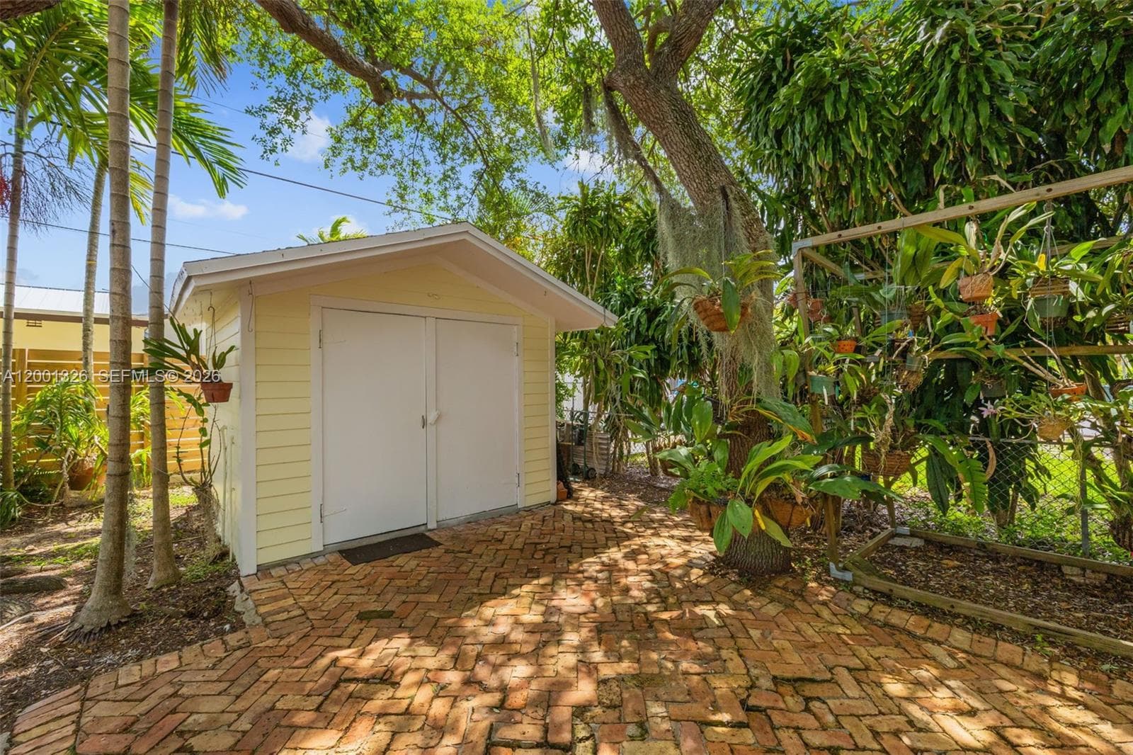 6382 SW 38th St, Miami FL 33155 — 34