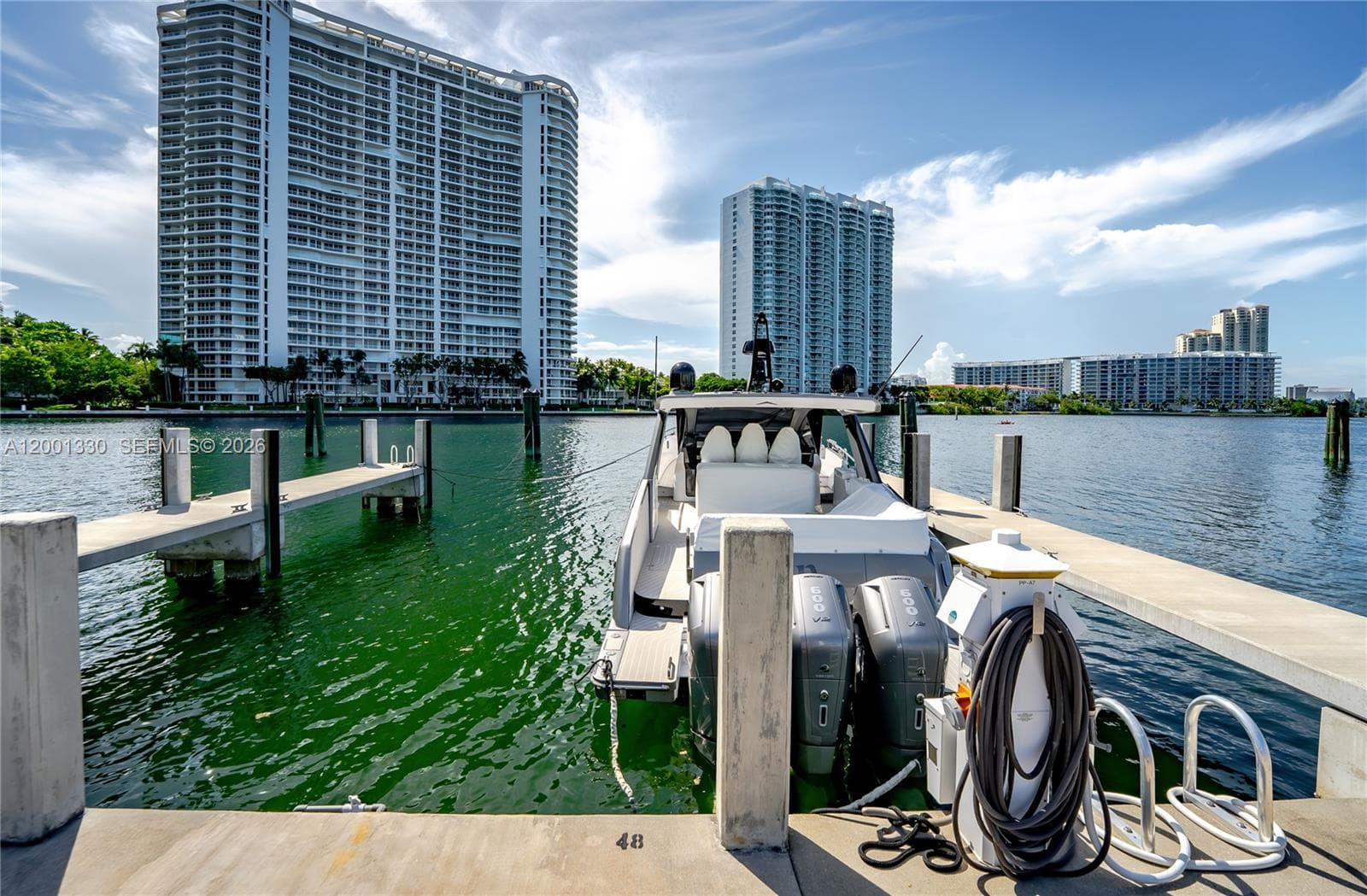 3916 Island Estates Dr, Aventura FL 33160 — 40