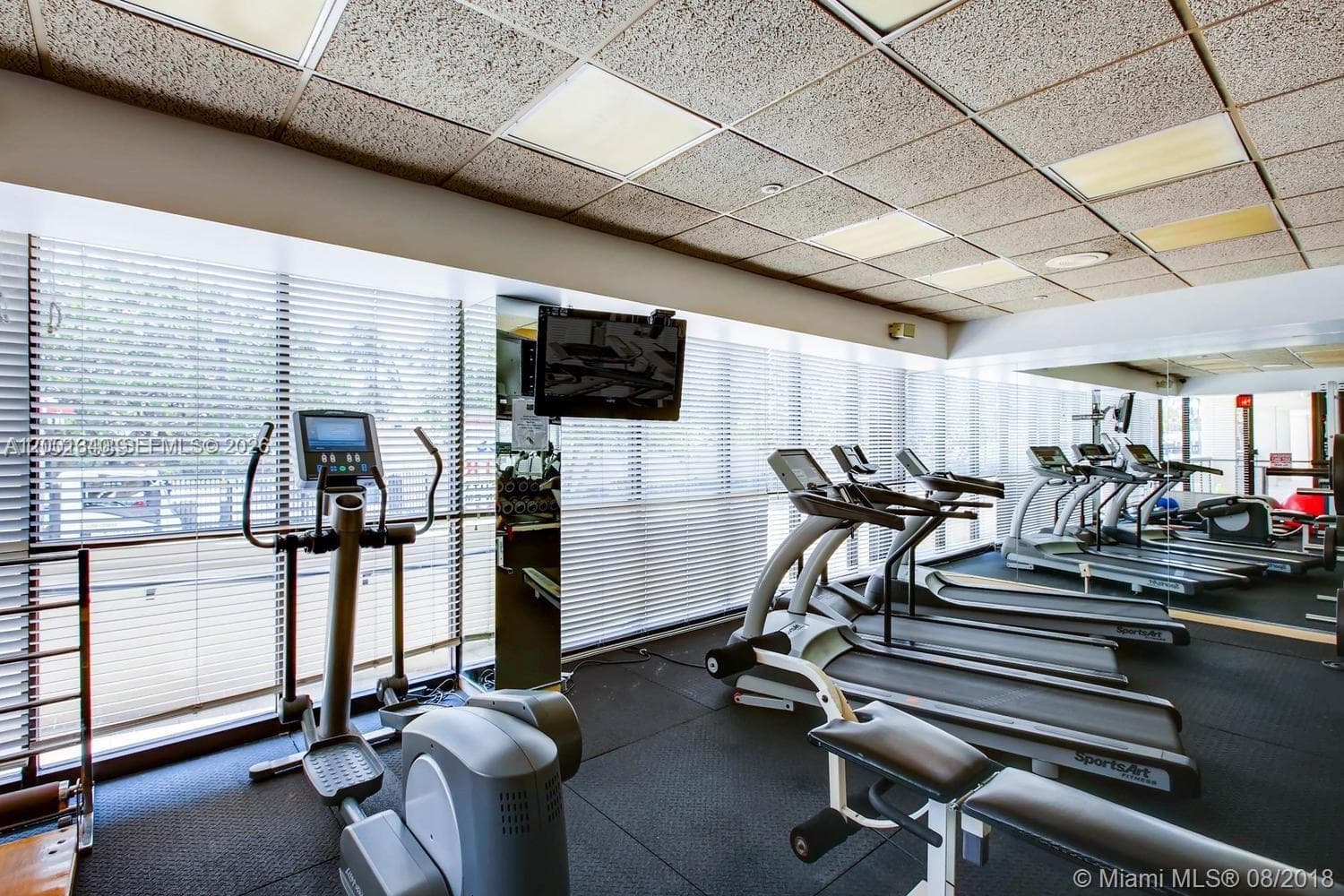 2555 Collins Ave # 711, Miami Beach FL 33140 — 13
