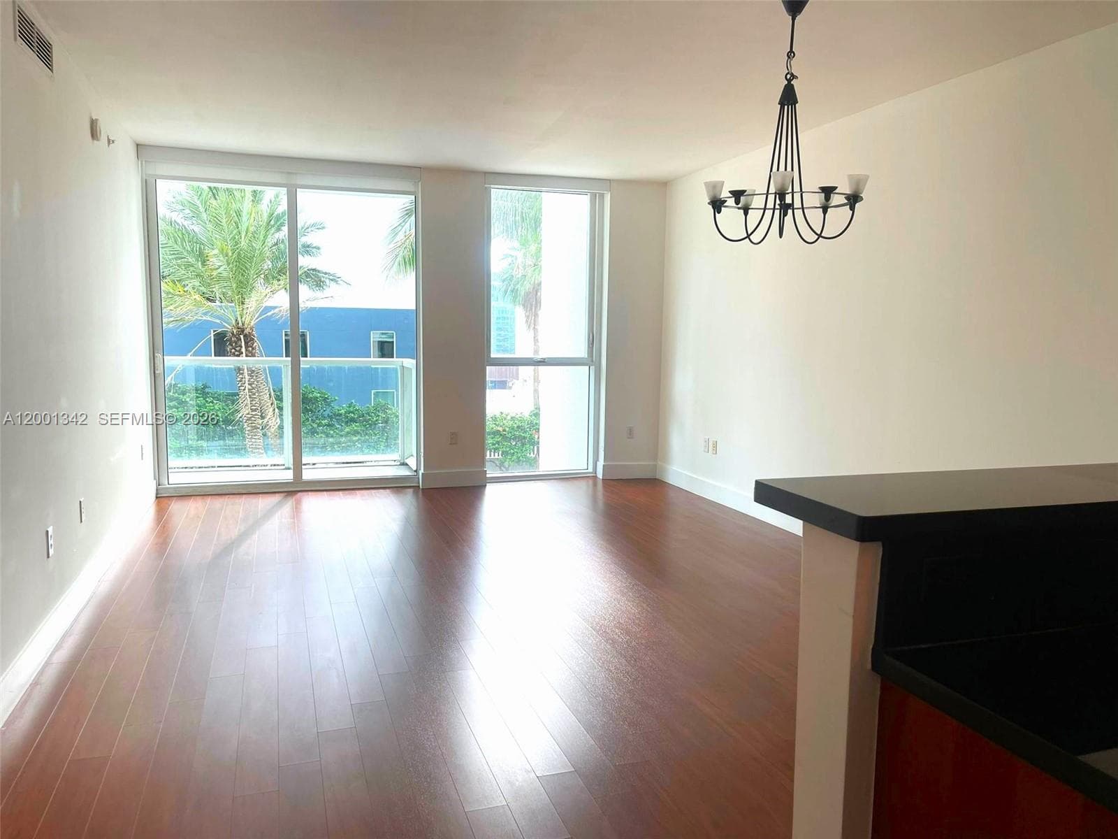 253 NE 2nd St # 1004, Miami FL 33132 — 7