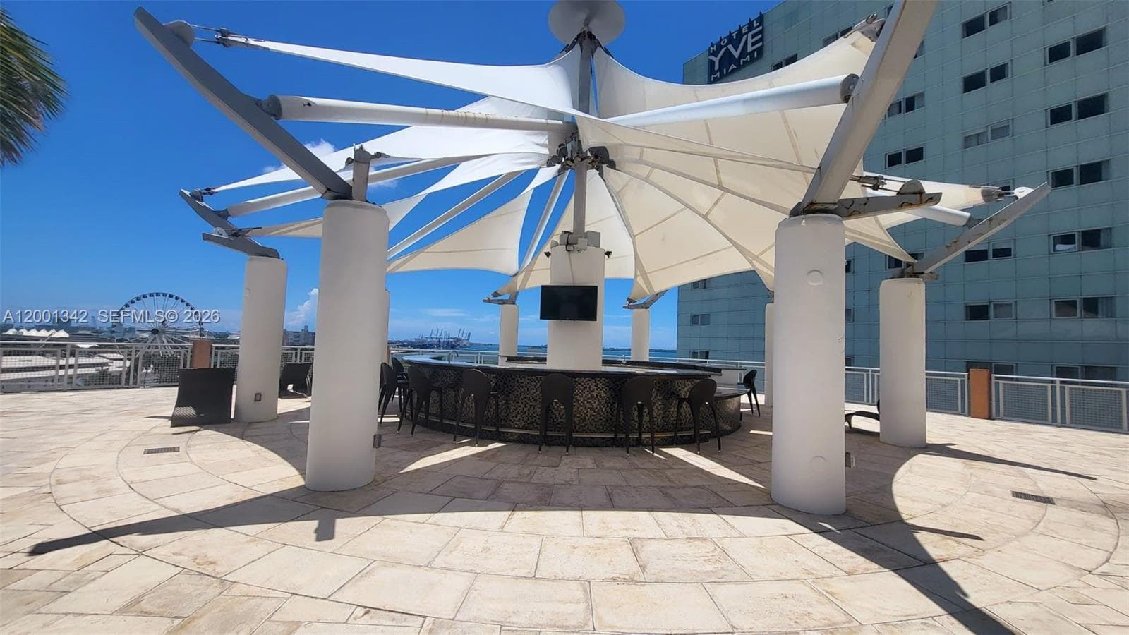253 NE 2nd St # 1004, Miami FL 33132 — 29