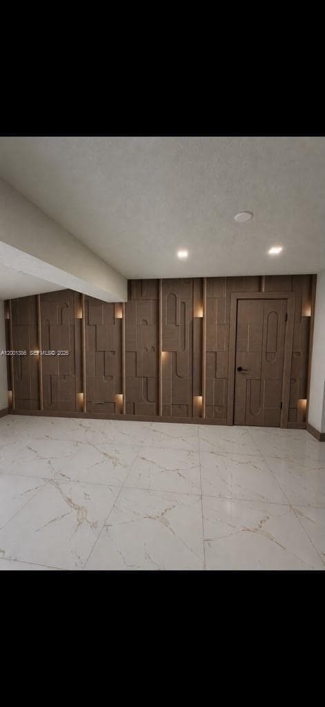 10460 SW 26th Ter, Miami FL 33165 — 13