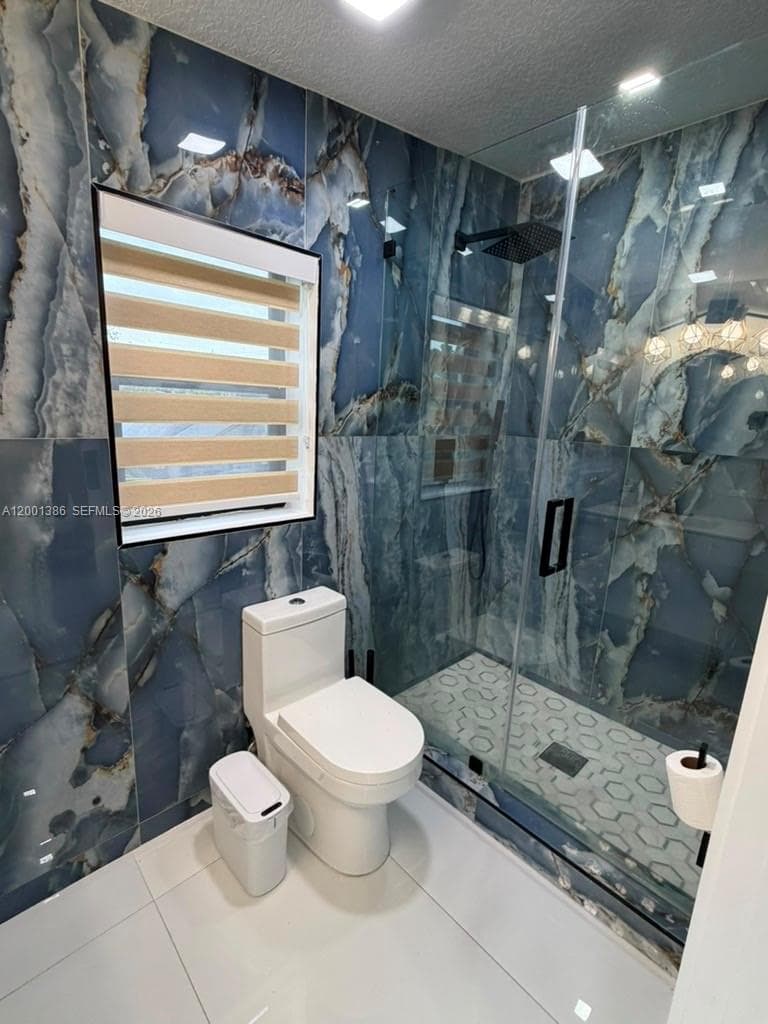 10460 SW 26th Ter, Miami FL 33165 — 10