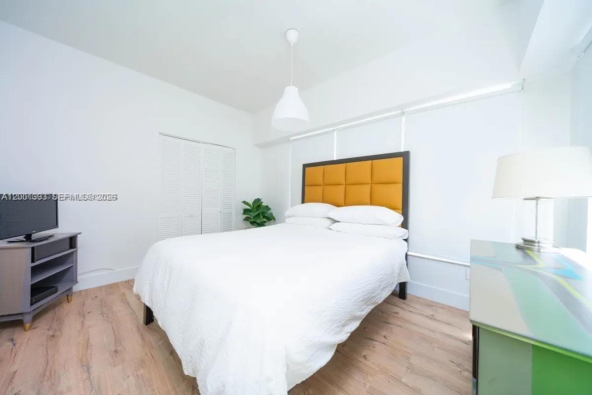 227 1st St # 7, Miami Beach FL 33139 — 6