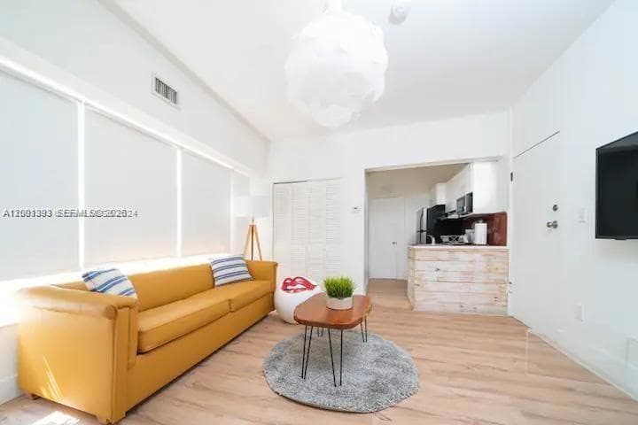 227 1st St # 7, Miami Beach FL 33139 — 13