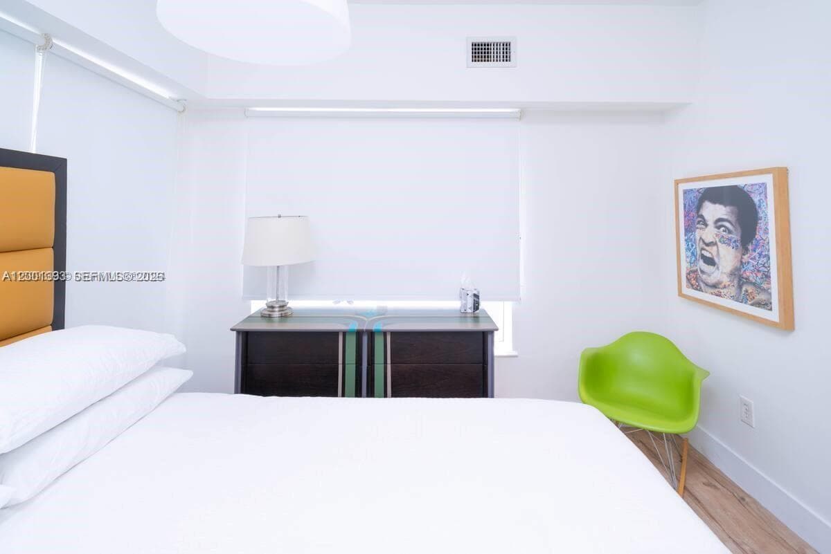 227 1st St # 7, Miami Beach FL 33139 — 7